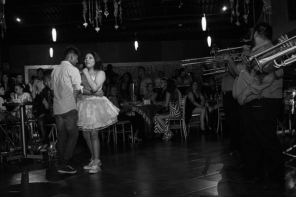 XV Frida Castillon Fiesta IIM-490-2