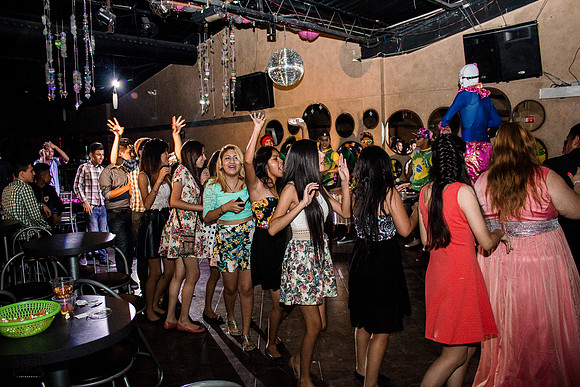 XV Frida Castillon Fiesta III-318