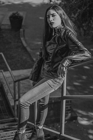 VelvetBlackAndWhite-43