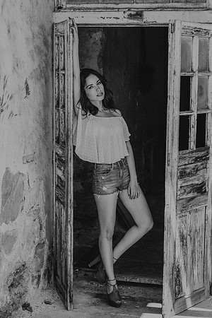 VelvetBlackAndWhite-52