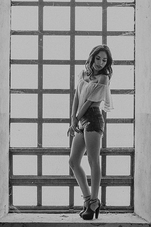 VelvetBlackAndWhite-54