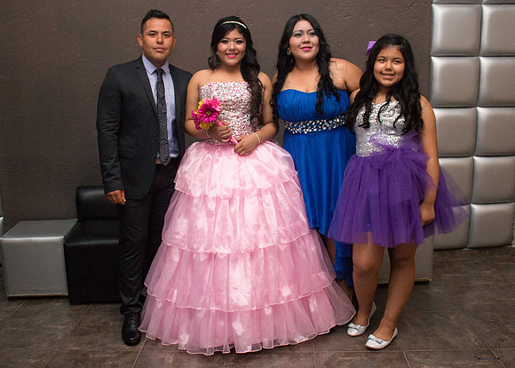 XV Frida Castillon Fiesta III-177